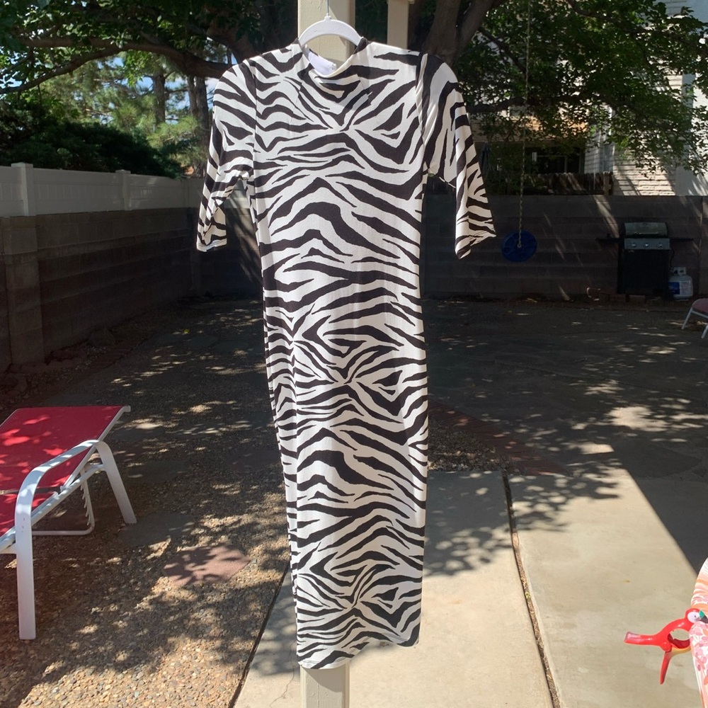 NWT Alice+Olivia by Stacey Bendet dress size 6